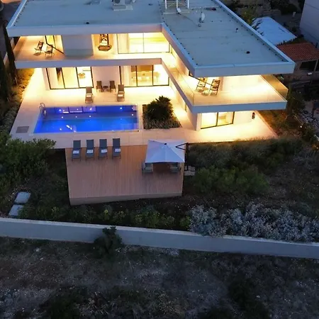 Brac Villa *